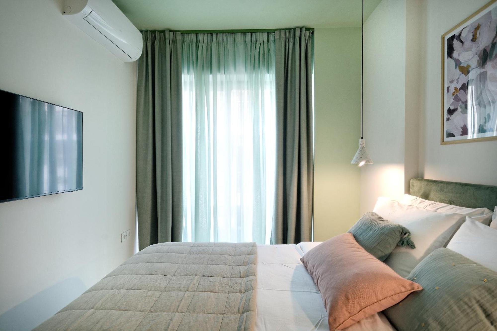 Two-Bedroom Deluxe Apartment